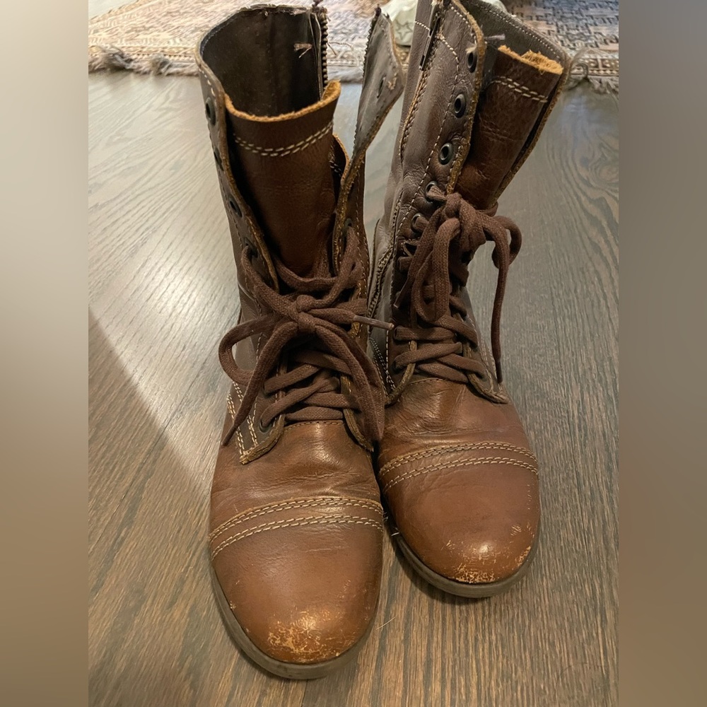 Steve Madden boots